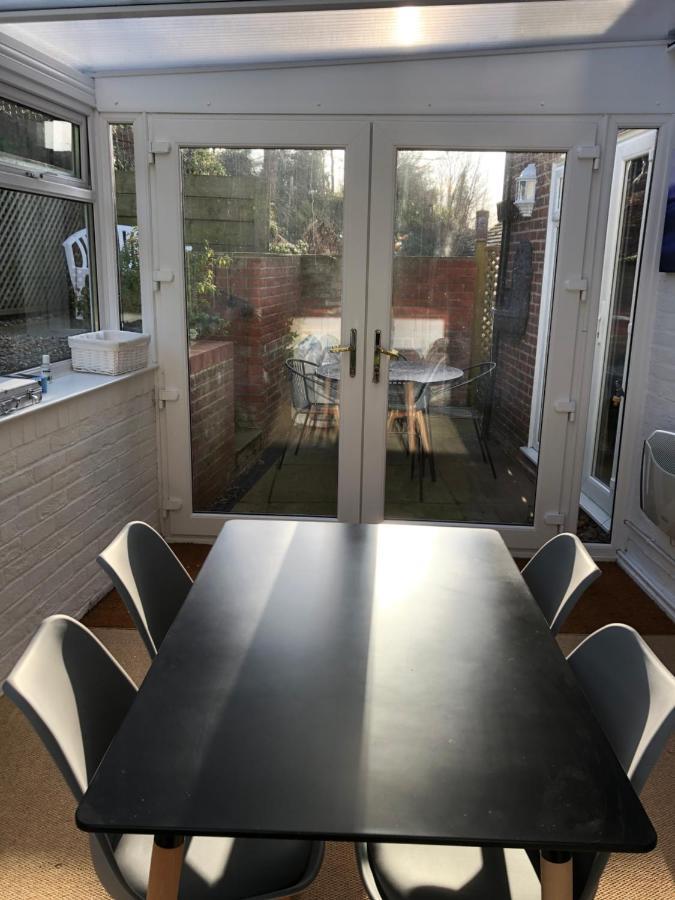 Stylish 2 Bed Apartment Next To The Norfolk Broads Coltishall Buitenkant foto