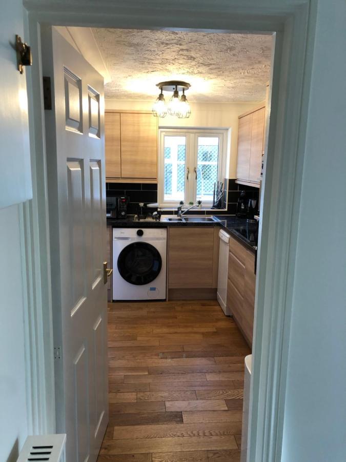 Stylish 2 Bed Apartment Next To The Norfolk Broads Coltishall Buitenkant foto