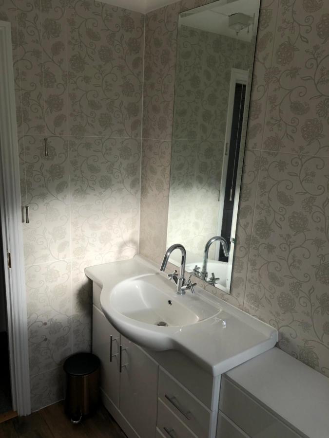Stylish 2 Bed Apartment Next To The Norfolk Broads Coltishall Buitenkant foto